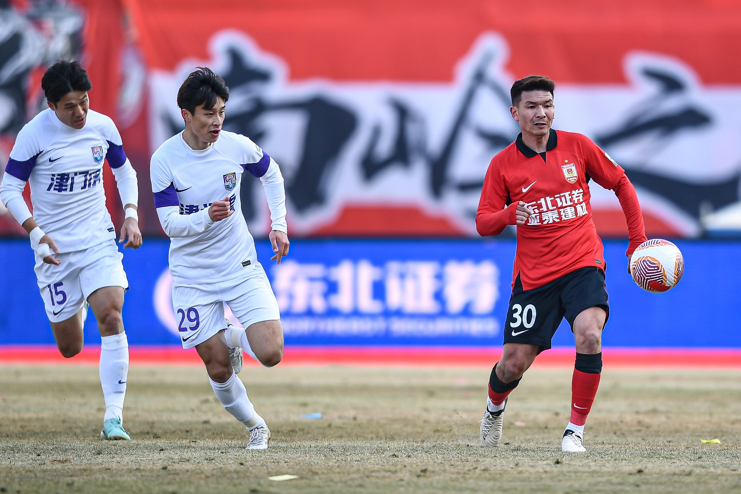 記者：津門虎熱身賽2-1戰(zhàn)勝亞泰，哈達斯和王秋明進球